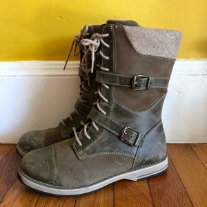 LL Bean olive green warm fashion boots.